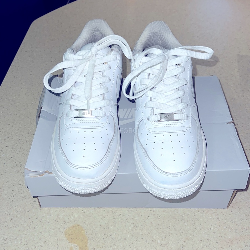 COPY - Air Force 1’s (white)